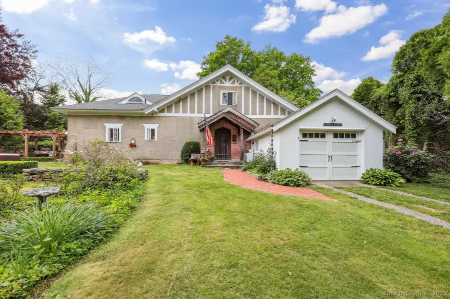 9 Columbus Avenue, Niantic, CT 06357 - Image #3