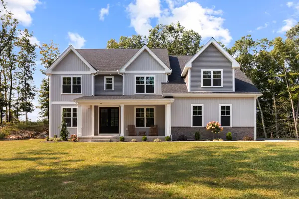 16 Twin Valley Road, East Lyme, CT 06333