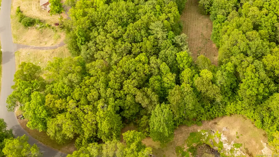 2 Setting Sun Trail, Ellington, CT 06029 - Image #3