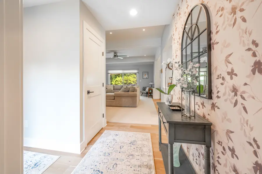 977 Heritage Village #B, Southbury, CT 06488 - Image #2