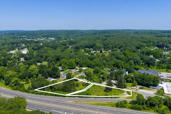 14 Otrobando Avenue, Norwich, CT 06360