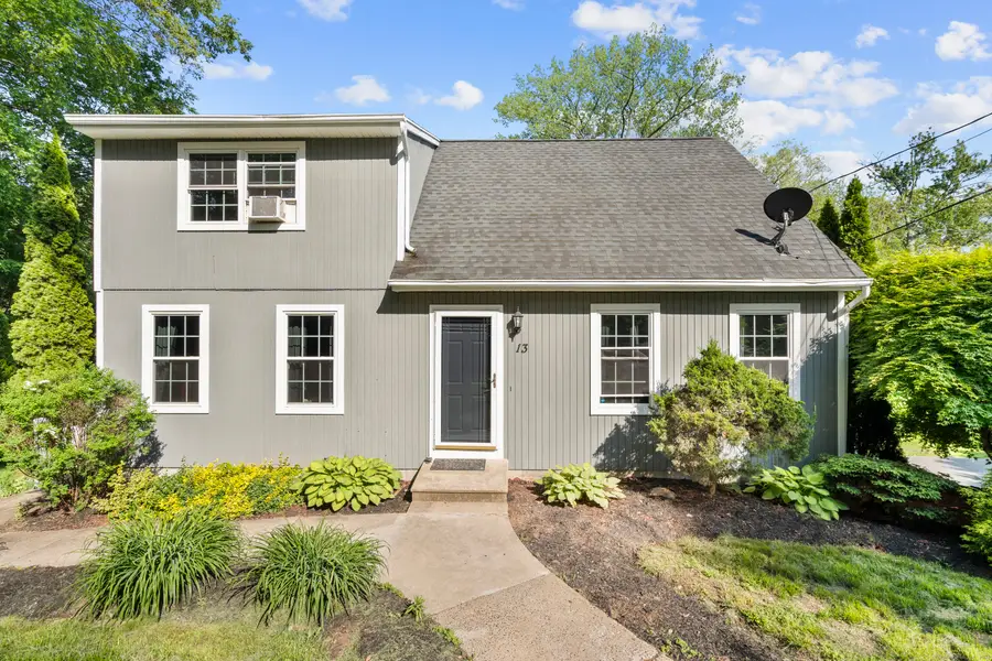 13 Williams Court, Wolcott, CT 06716 - Image #2