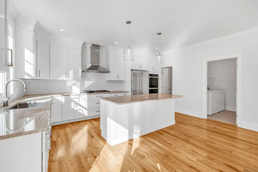 22 Legacy Lane, Monroe, CT 06468 - Image #2