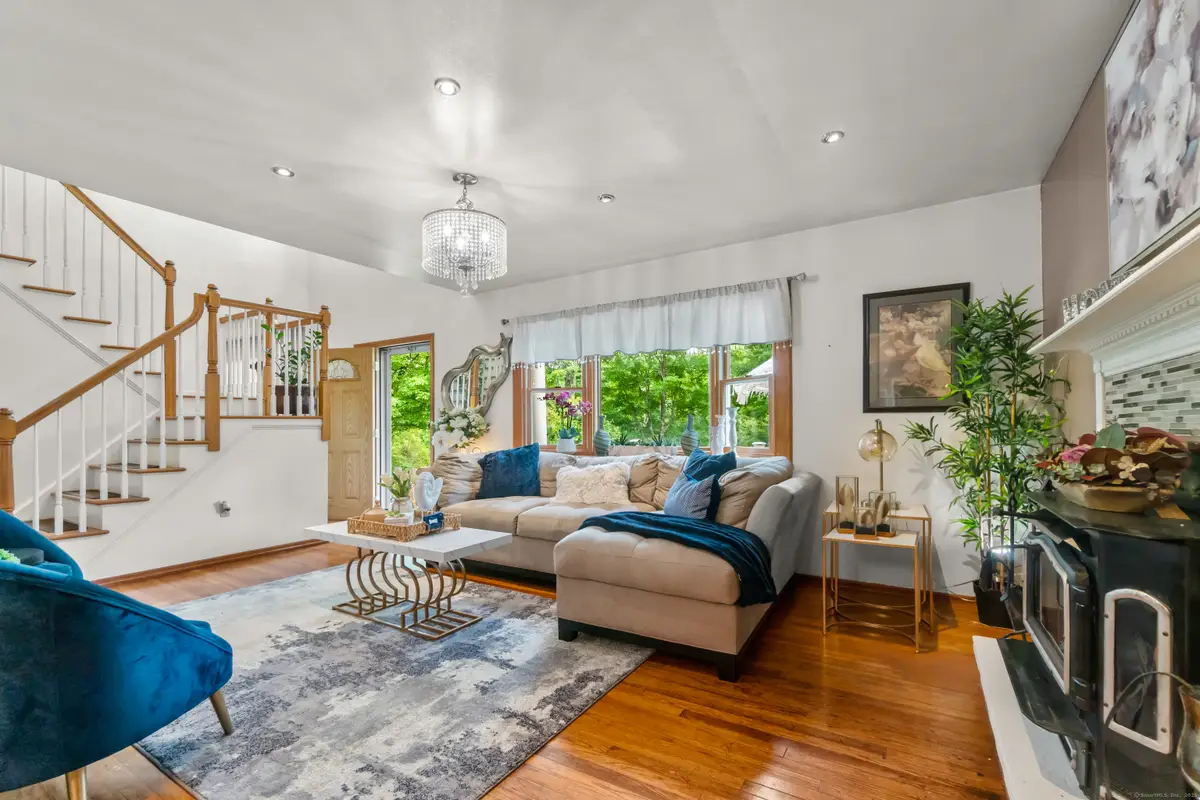 30 Hi Barlow Road, Newtown, CT 06470 - Image #1