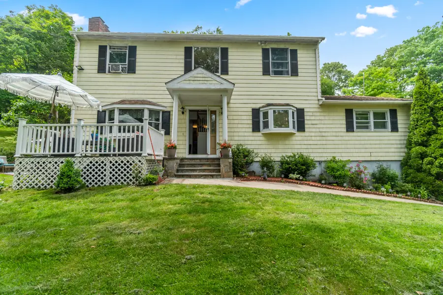 30 Hi Barlow Road, Newtown, CT 06470 - Image #2