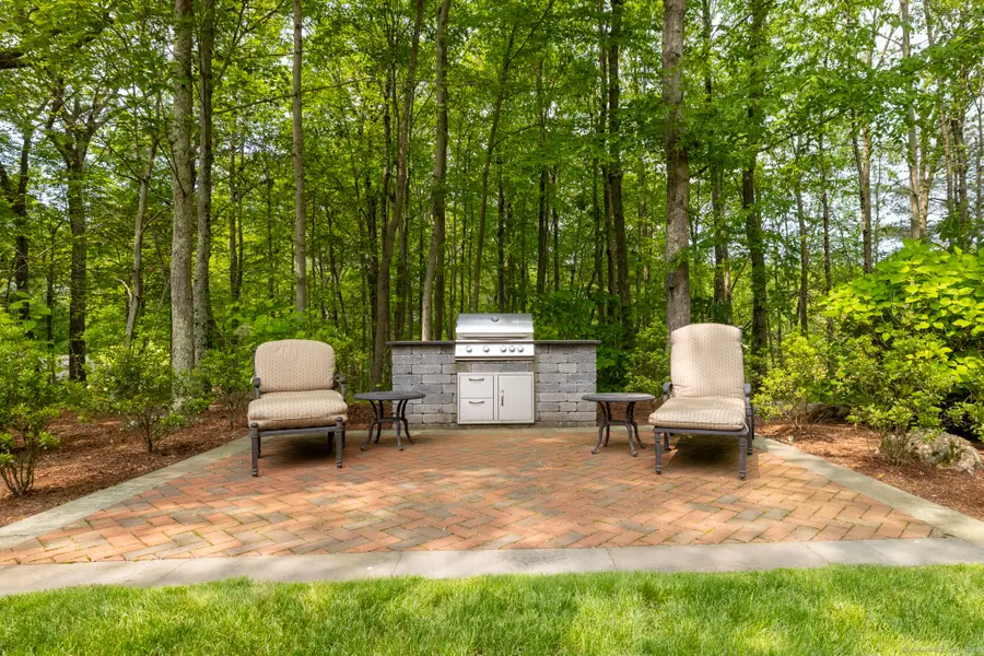 111 Dwyer Road, Middlebury, CT 06762 - Image #3