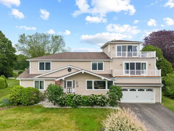 224 Neptune Drive, Groton, CT 06340