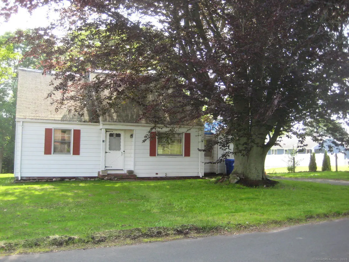 18 Linsley Street, Branford, CT 06405 - Image #1