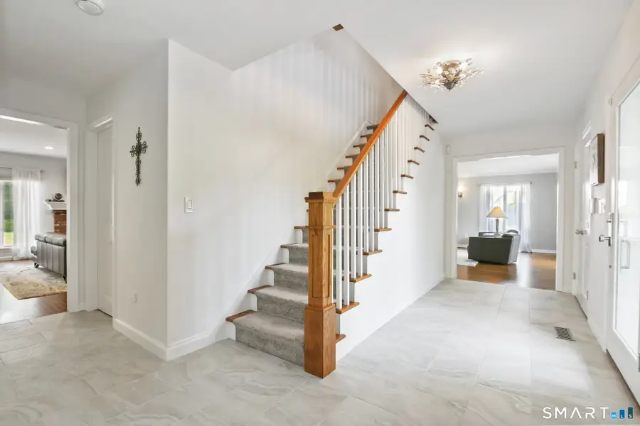 39 Wedgemere Road, Stamford, CT 06905 - #3