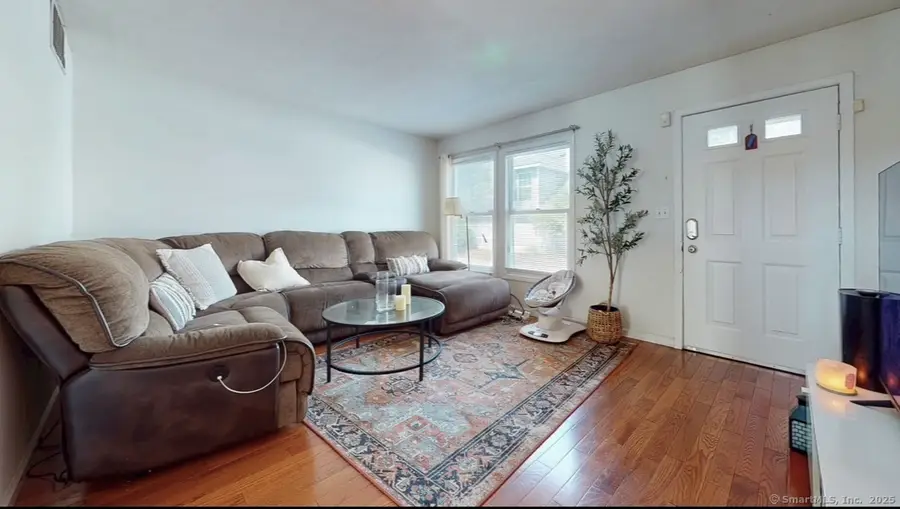 279 New Haven Avenue #APT E, Milford, CT 06460 - Image #3