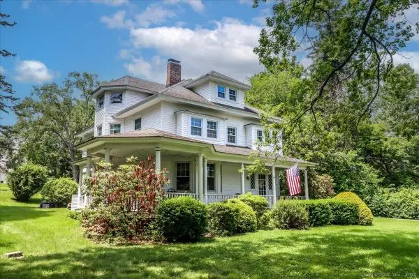 61 Park Lane Road, New Milford, CT 06776