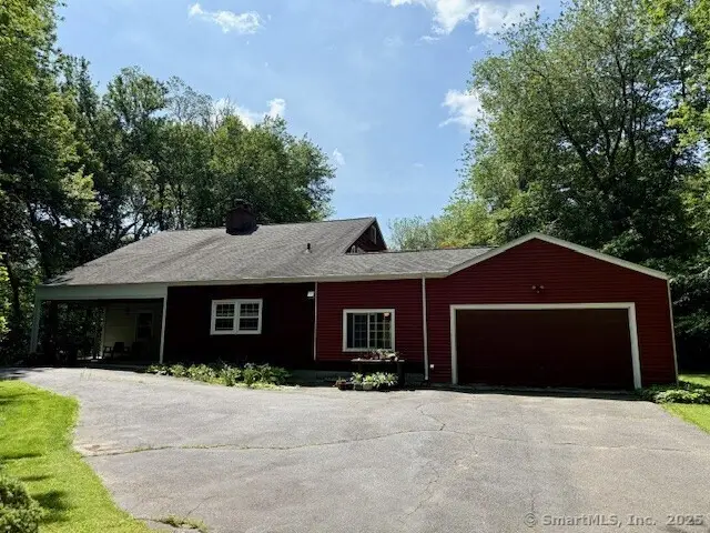 2 Barberry Lane, Woodbridge, CT 06525 - Image #2