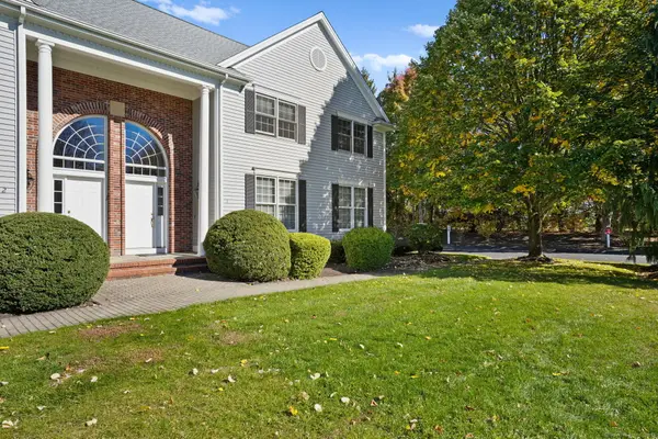 1 Village Drive #1, Trumbull, CT 06611