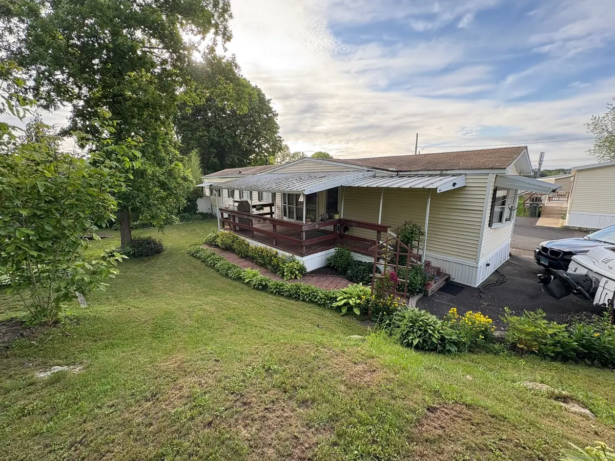 525 East Main Street #33, Branford, CT 06405 - Image #1