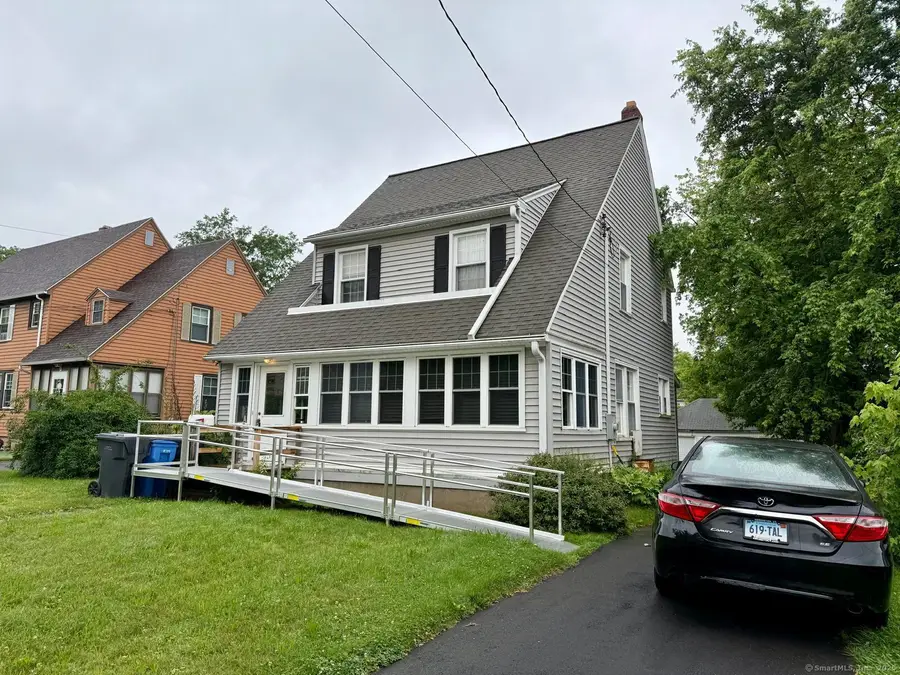 11 Nepaug Street, Hartford, CT 06106 - Image #2