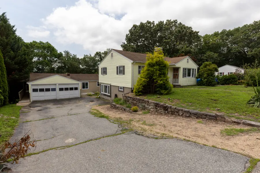 32 Cedar Lane, Uncasville, CT 06382 - Image #2