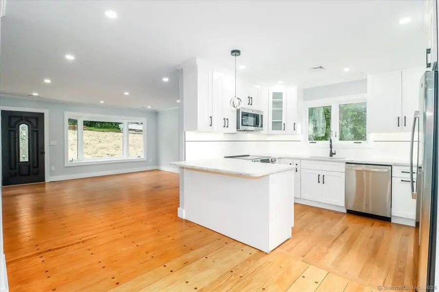 12 Deer Run Road, Brookfield, CT 06804 - Image #3