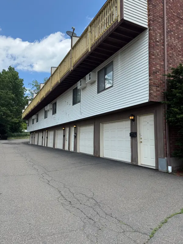 531 Meriden Road #2, Waterbury, CT 06705