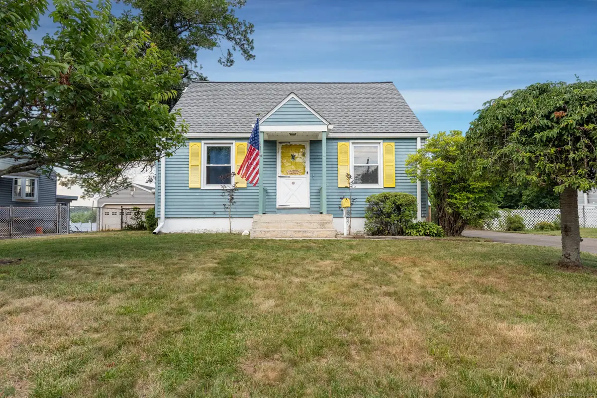 102 Vista Drive, East Haven, CT 06512 - Image #1