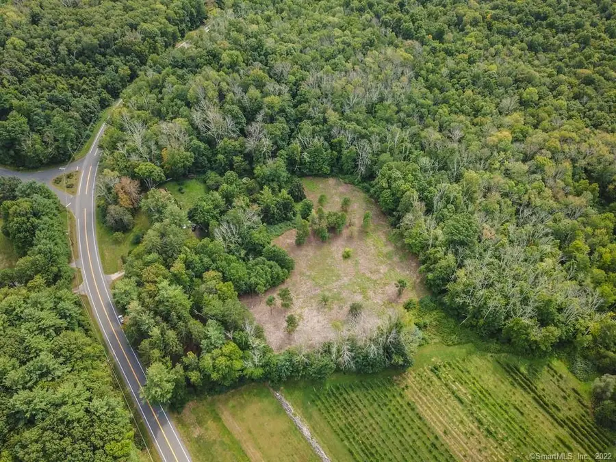 555 Town Hill Road, New Hartford, CT 06057 - Image #2