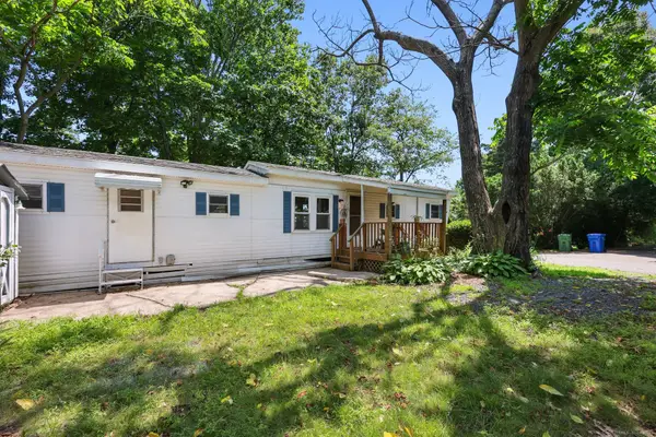 133 West Main Street #TRLR C6, Clinton, CT 06413