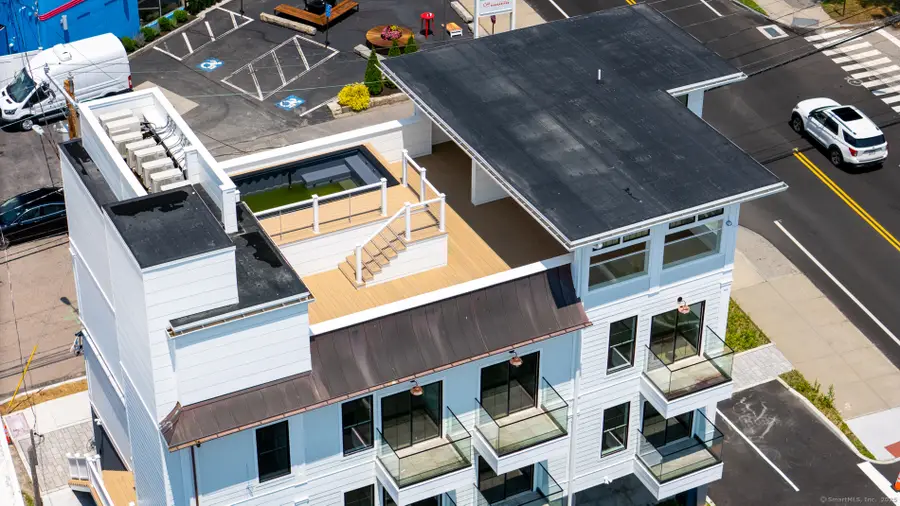 32 Broadway Avenue, Mystic, CT 06355 - Image #2