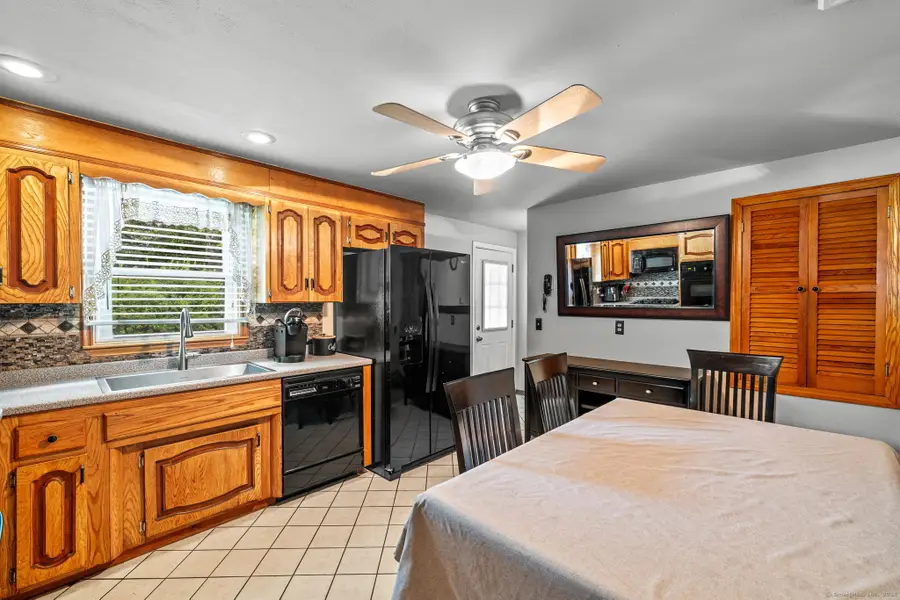 128 Auburn Street, Stratford, CT 06614 - Image #2