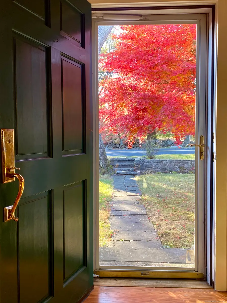 29 Grumman Avenue, Wilton, CT 06897 - Image #3