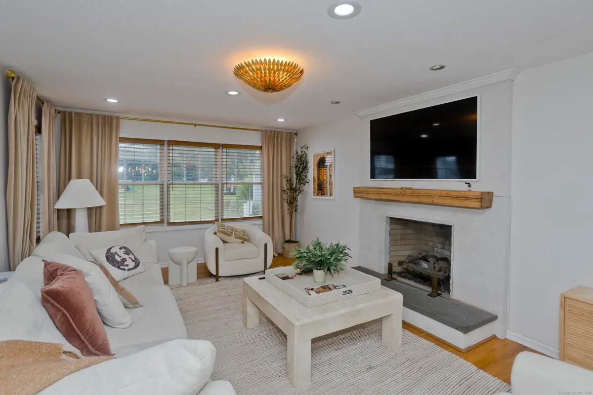 120 Scenic View Drive, Middletown, CT 06457 - Image #1