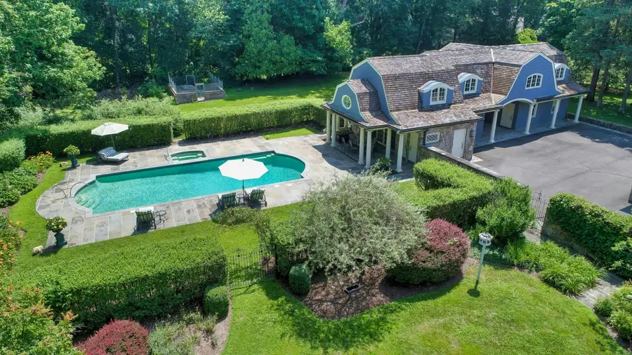 27 Country Club Road, Ridgefield, CT 06877 - Image #3