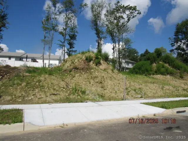 92 Warm Earth Road, Naugatuck, CT 06770 - #1