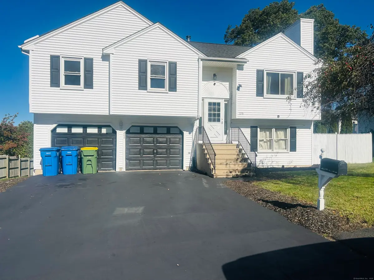 208 Kendall Circle, Waterbury, CT 06708 - #1
