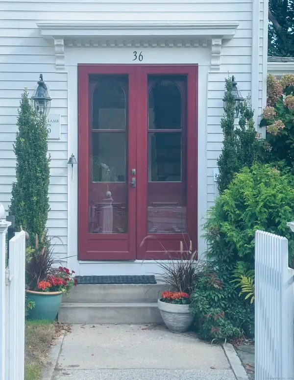 36 Pearl Street, Groton, CT 06355