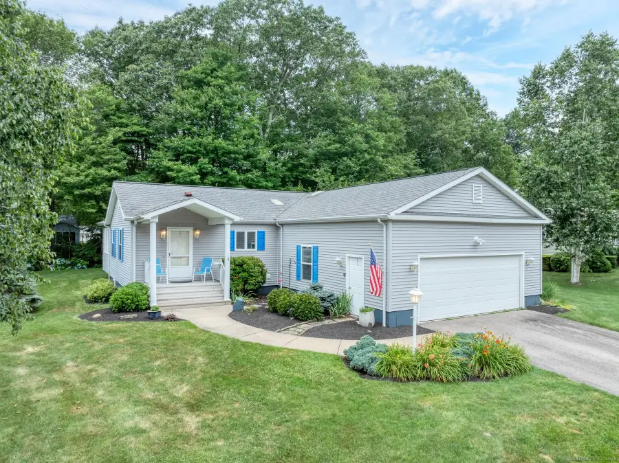 19 Wyndwood Road, Oxoboxo River, CT 06382 - Image #2