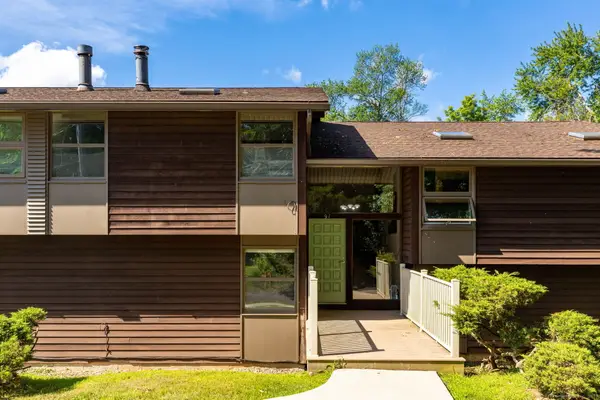 91C Country Squire Drive #91C, Cromwell, CT 06416