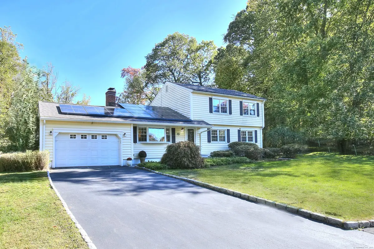 19 Woodchuck Court, Norwalk, CT 06854 - Image #1