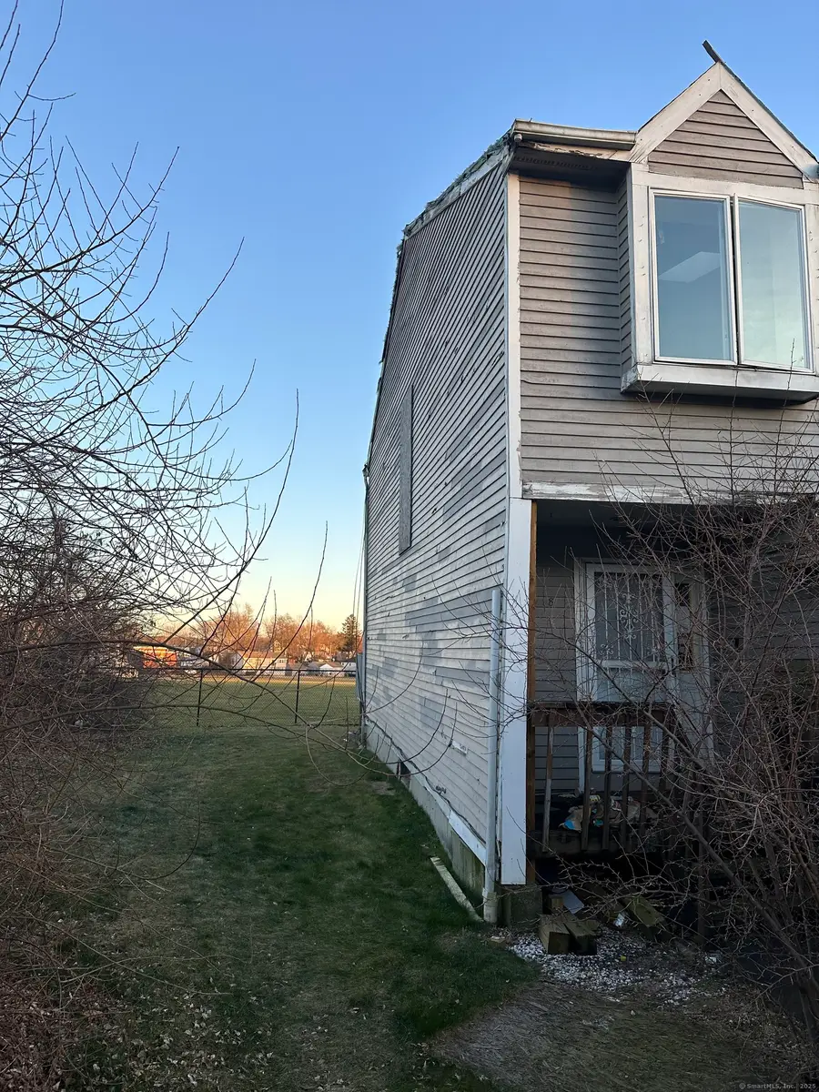 255 Pine Rock Avenue #APT 8, Hamden, CT 06514 - Image #2