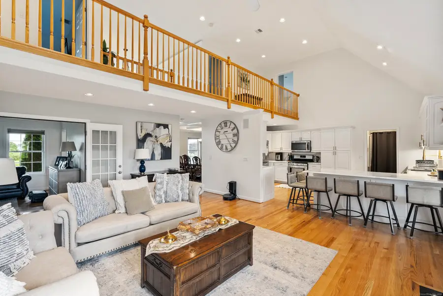 44 Farmstead Lane, Suffield, CT 06078 - Image #3