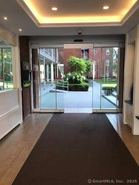 700 Summer Street #APT 4L, Stamford, CT 06901 - Image #2