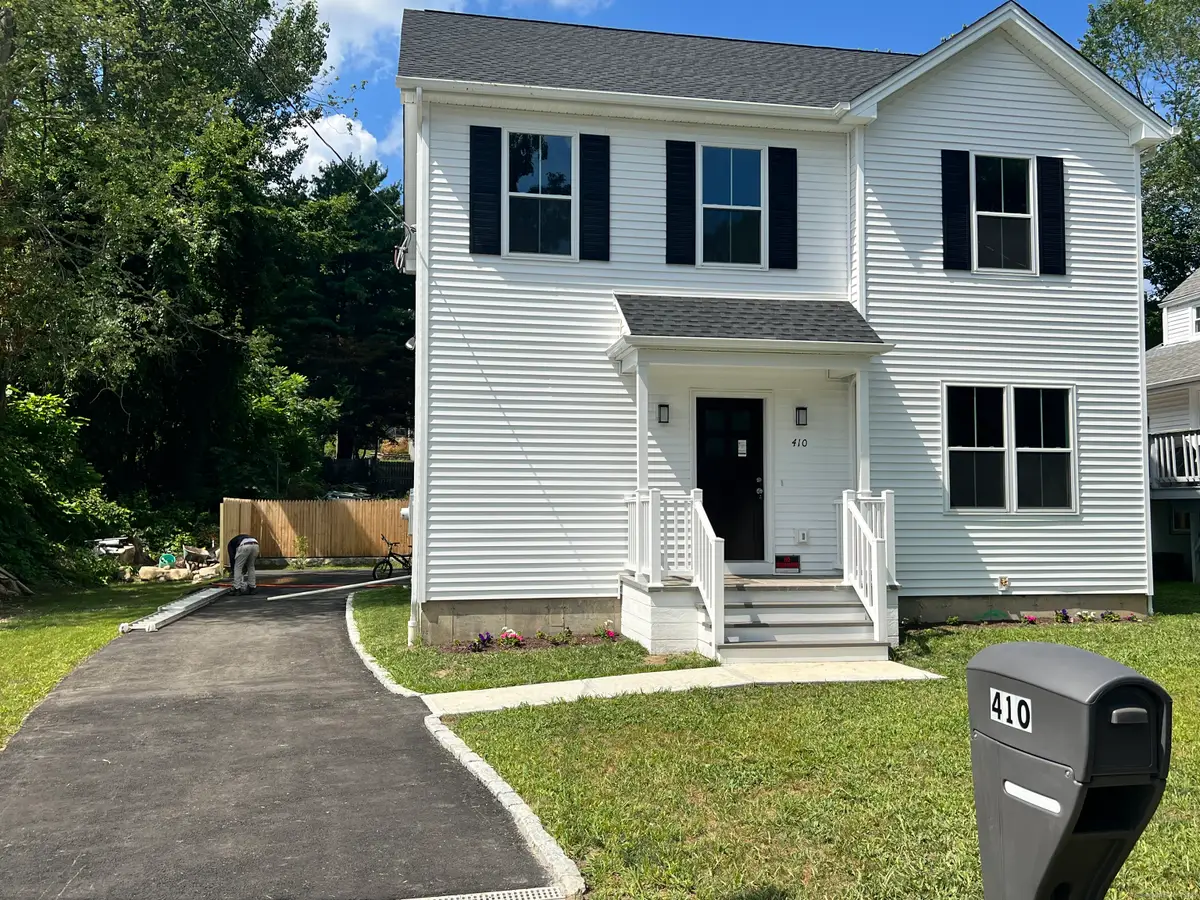 410 Alba Avenue, Bridgeport, CT 06606 - Image #1