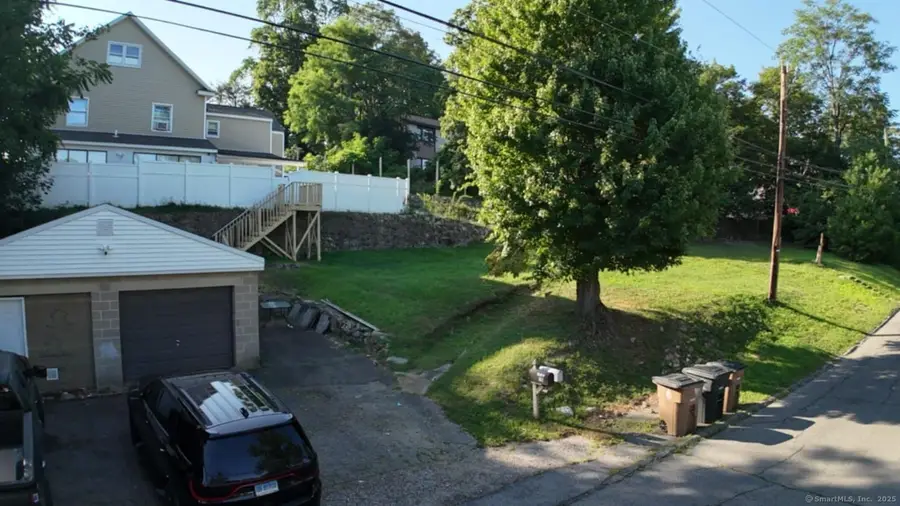 16 Columbus Place, Stamford, CT 06907 - Image #2