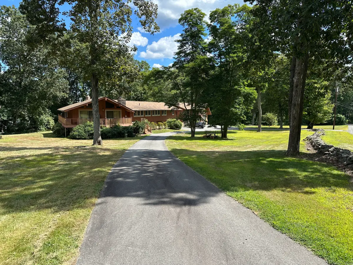 14 Kenilworth Drive, Killingworth, CT 06419 - Image #1