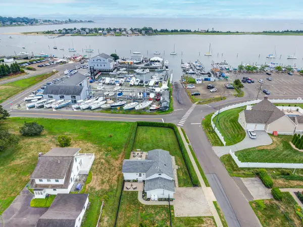 62 Cedar Island Avenue, Clinton, CT 06413