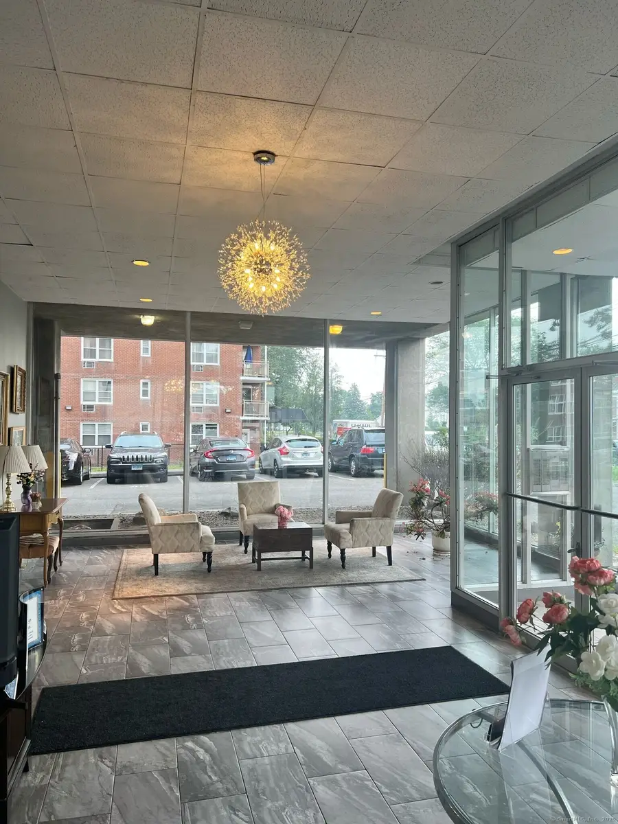 2370 North Avenue #4C, Bridgeport, CT 06604 - Image #2