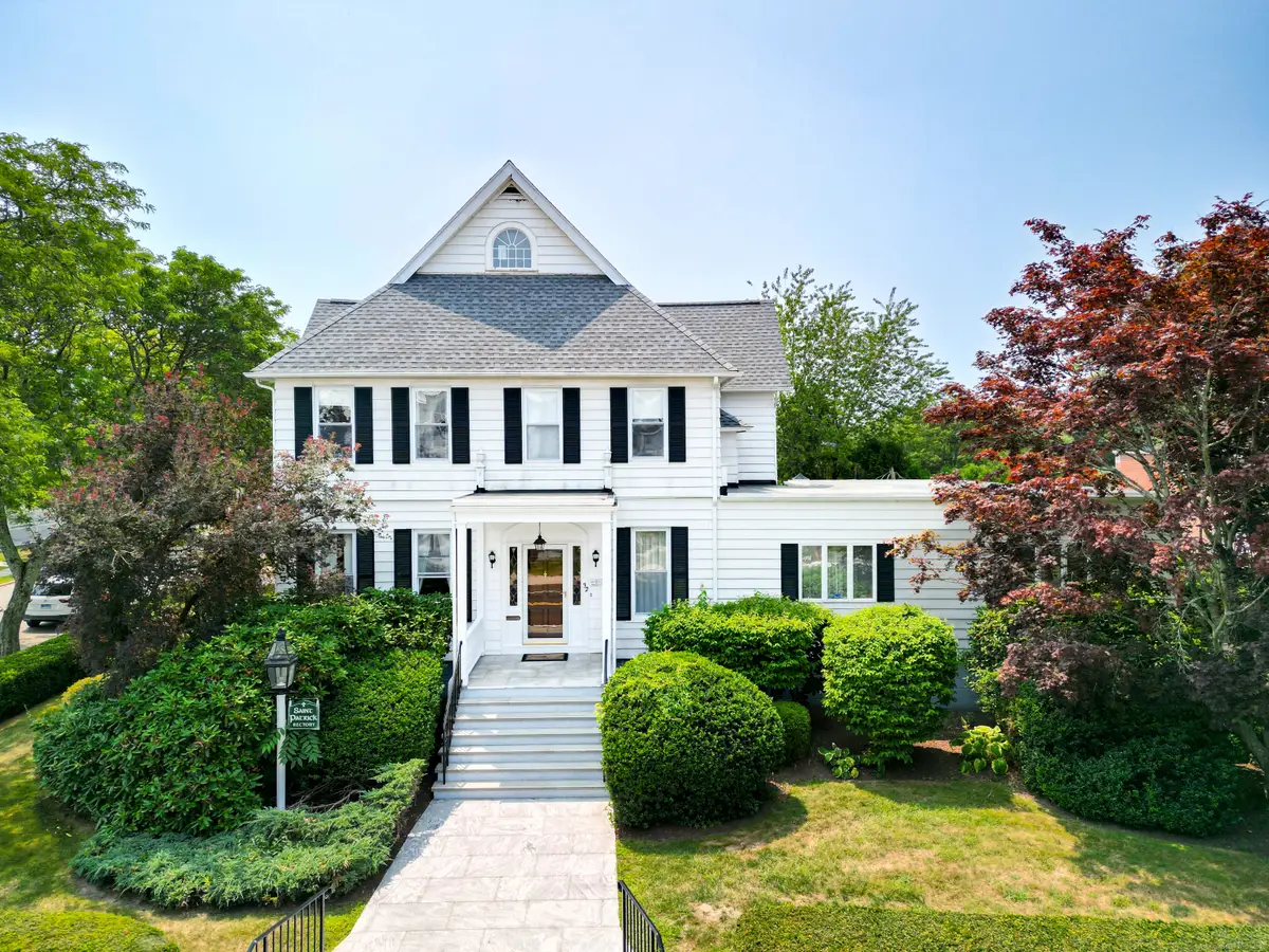 32 East Main Street, Mystic, CT 06355 - Image #1