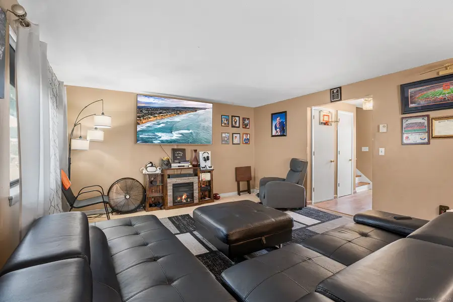 205 Homestead Street #APT B3, Manchester, CT 06042 - Image #3