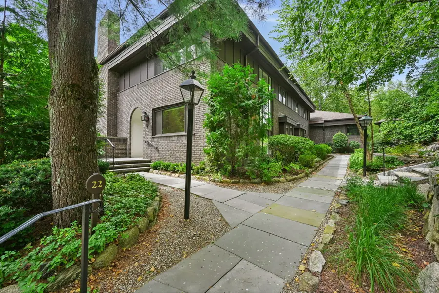 289 New Norwalk Road #22, New Canaan, CT 06840 - Image #2