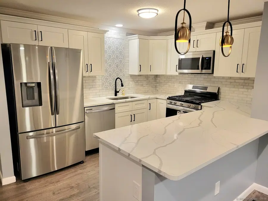 13 Oak Forest Drive #6, Manchester, CT 06042 - Image #2