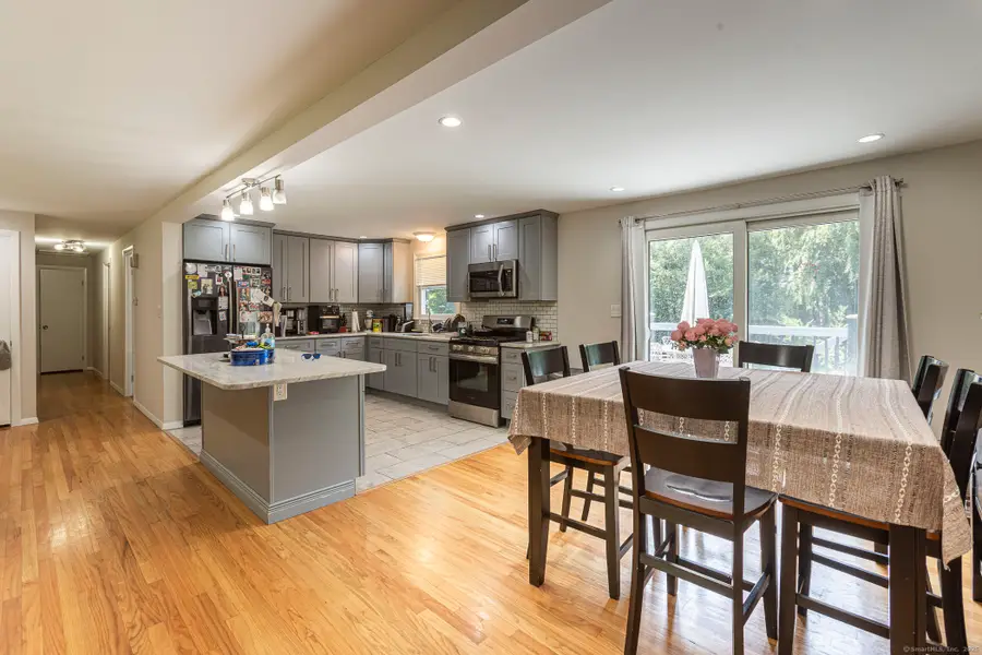 16 Hilltop Road, Windsor, CT 06095 - Image #3