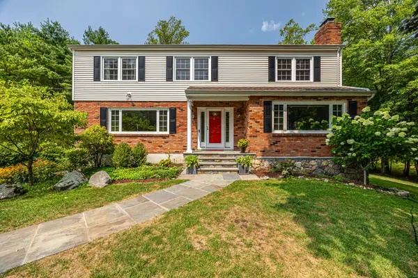 65 Malibu Road, Stamford, CT 06903